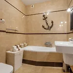 Апартаменты Goodhome - Sea Towers Гдыня