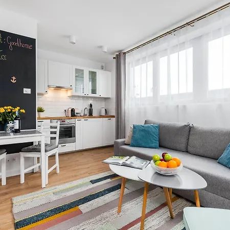Goodhome - Sea Towers Апартаменты