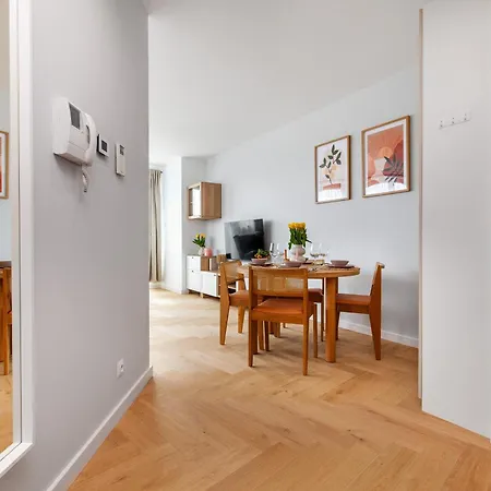 Goodhome - Sea Towers Appartement *
